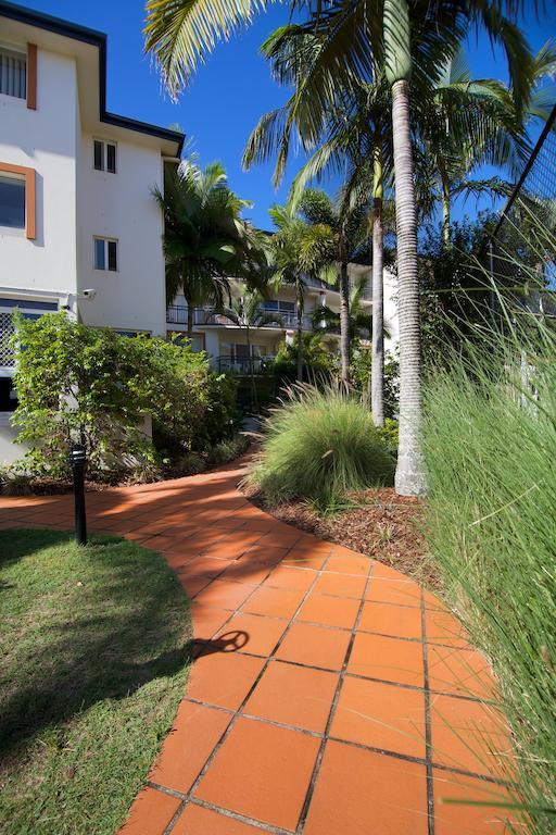 Blue Water Bay Villas Gold Coast Exterior photo