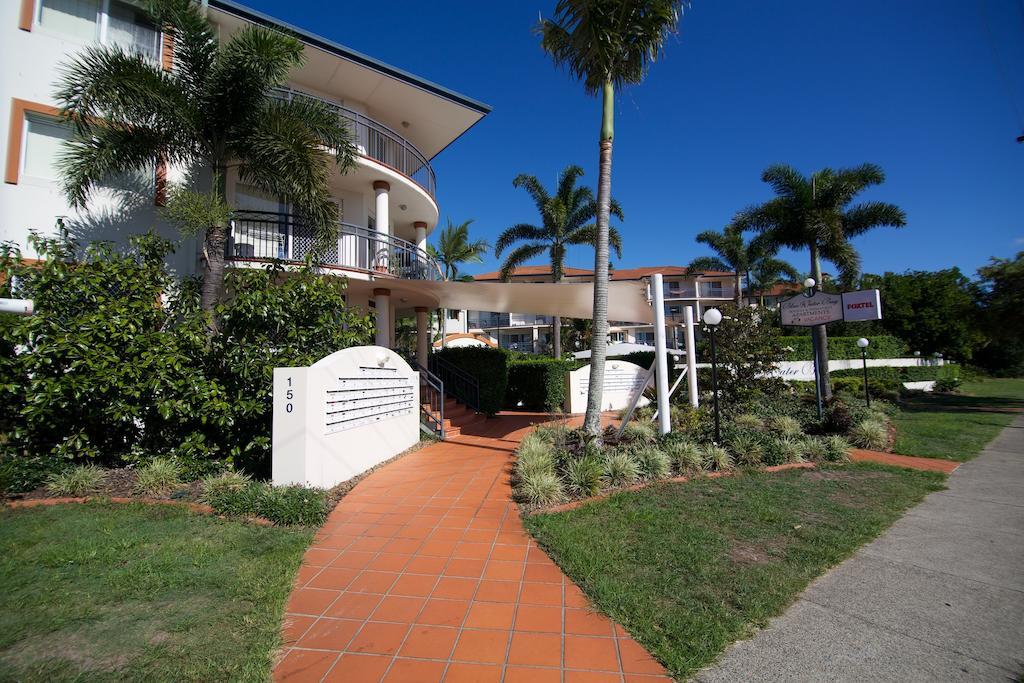 Blue Water Bay Villas Gold Coast Exterior photo